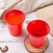 Tasse en plastique rouge de forme ronde de boissons de boisson froide de partie matérielle de PP